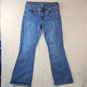 American Eagle Outfitters jeans Women's 10 short kick boot cut Blue Jeans